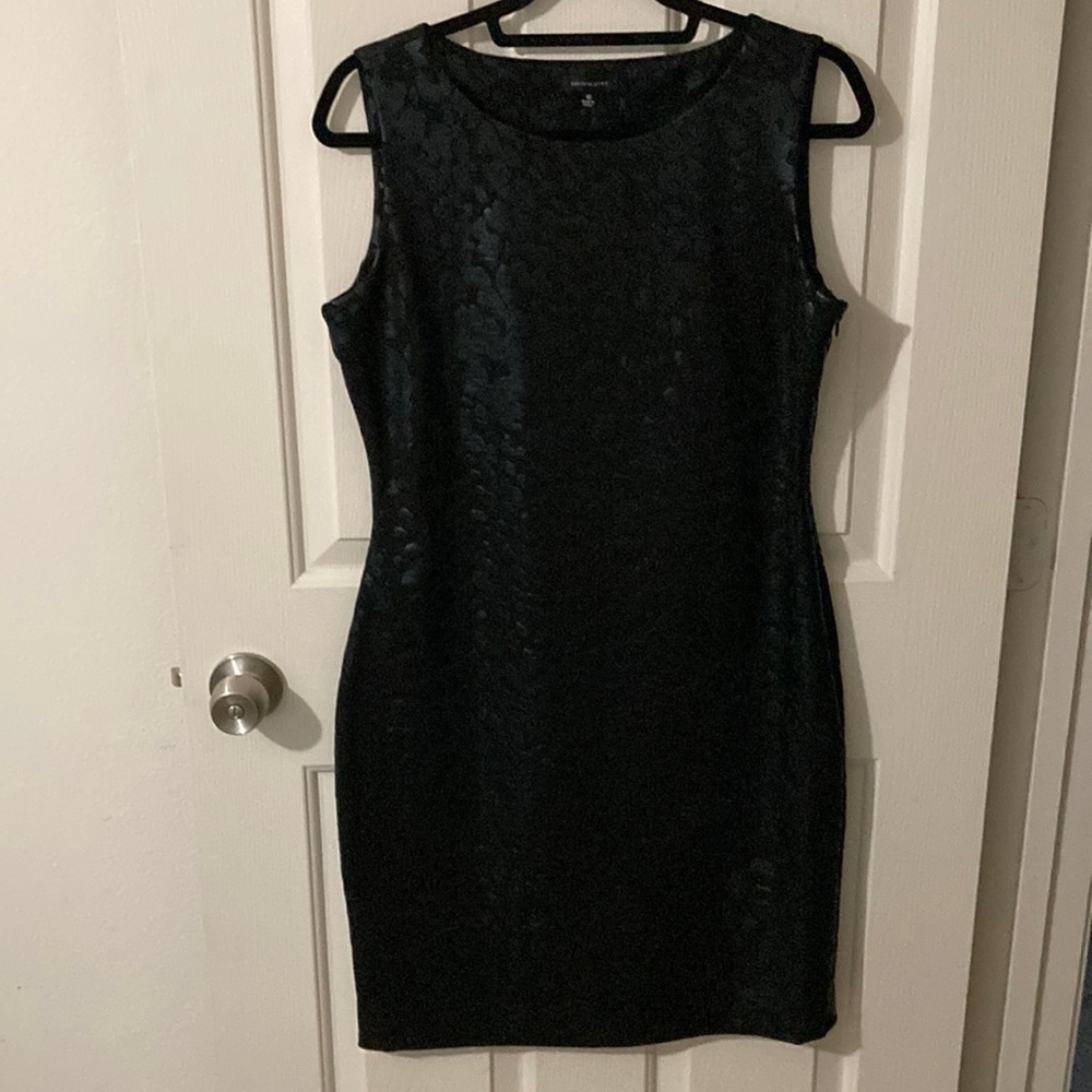 SAKS FIFTH AVENUE Black dress size 10